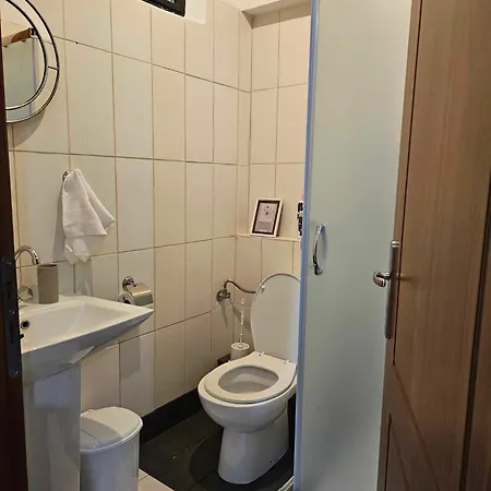 Spartan Townhouse 3 Leonidas Sparta